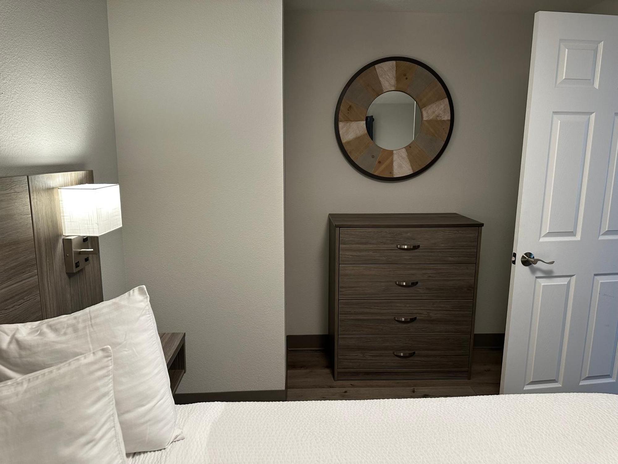 West Beach Suites Lincoln City Quarto foto